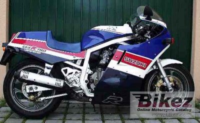 1986 Suzuki GSX-R 750 Special Edition (reduced effect) photo